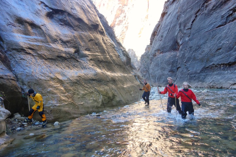 Fuld fart frem i Virgin River the Narrows Hike