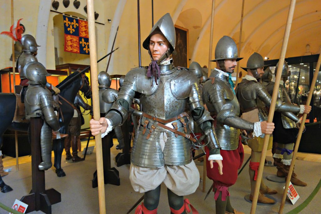 Svært næsten at skelne forskel på museumsgenstand eller en ægte person
