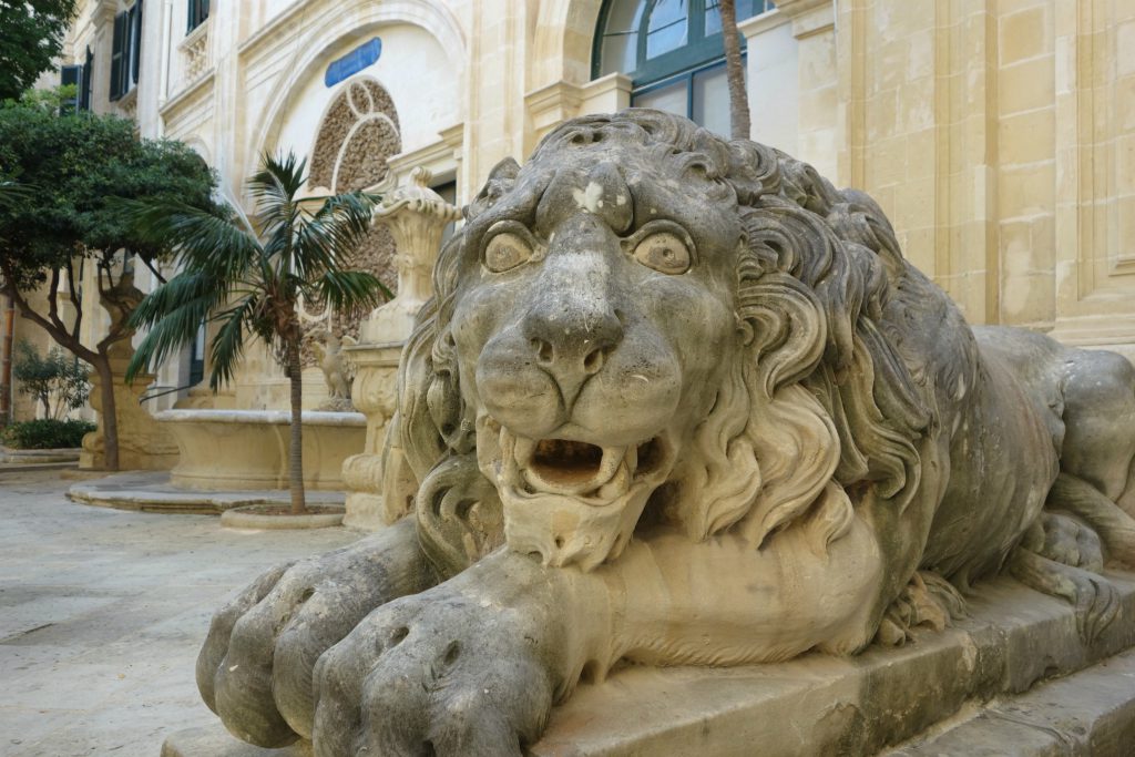 Løvevogteren i Prince Alfreds Courtyard