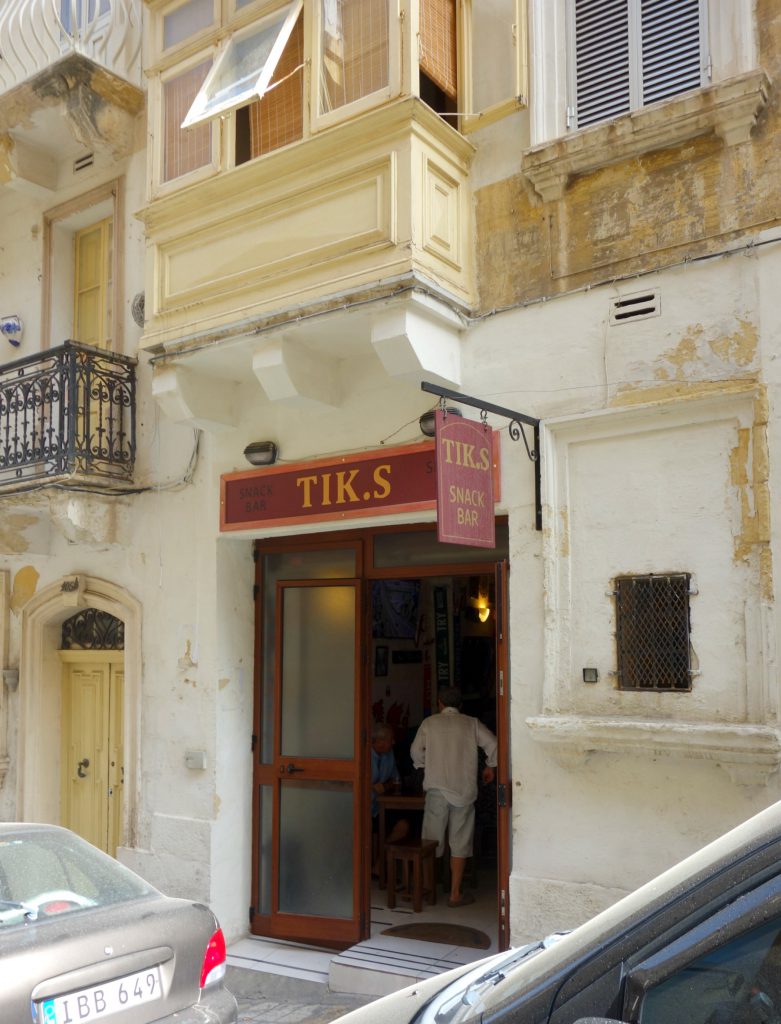 Tik.s Snack Bar i Valletta