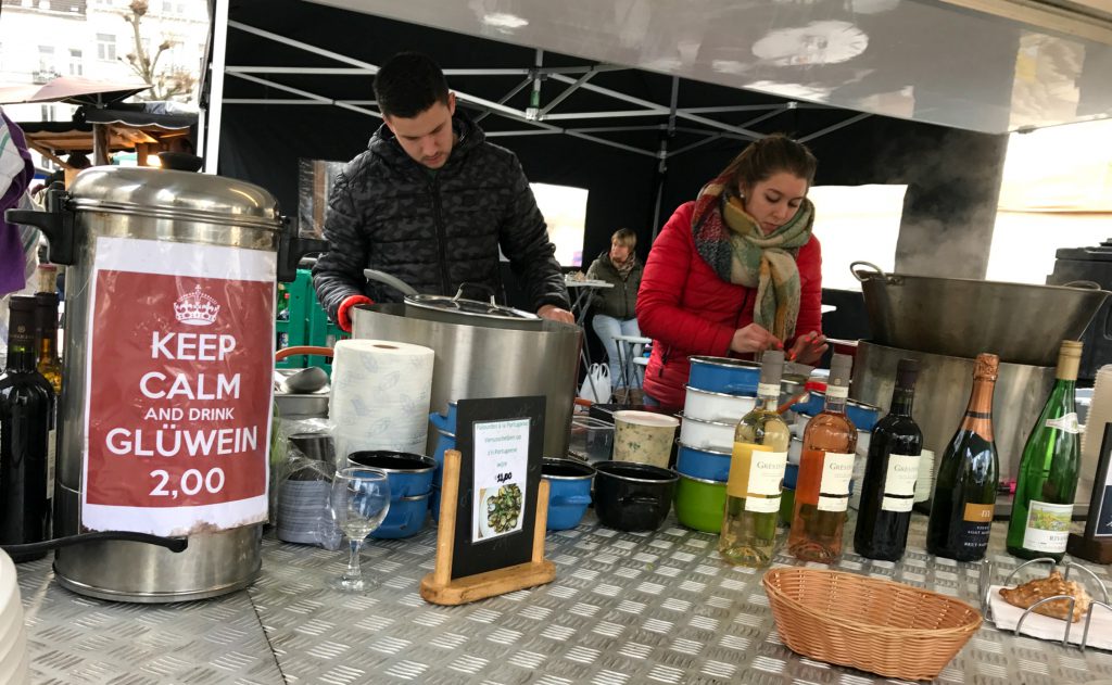 Vin, champagne og østersbar