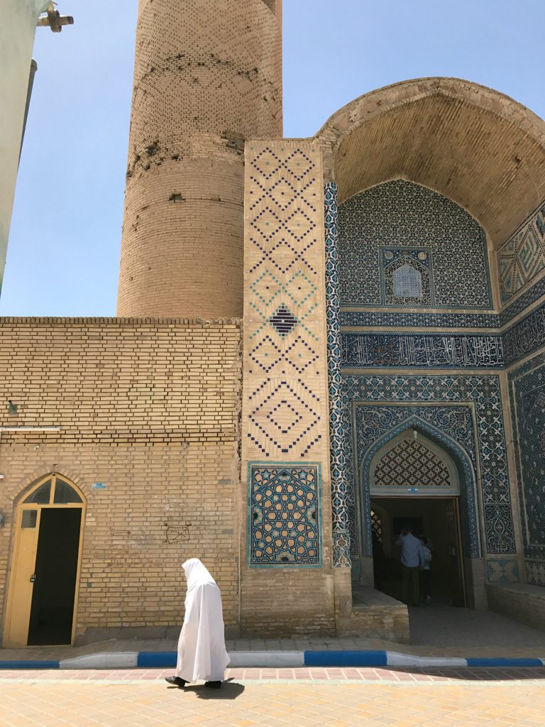 De hvide kvinders by Varzaneh i Iran