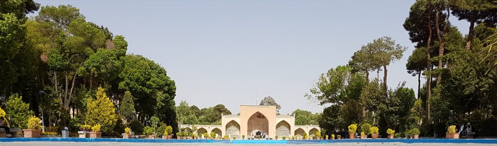 Chehel Sutun Palace