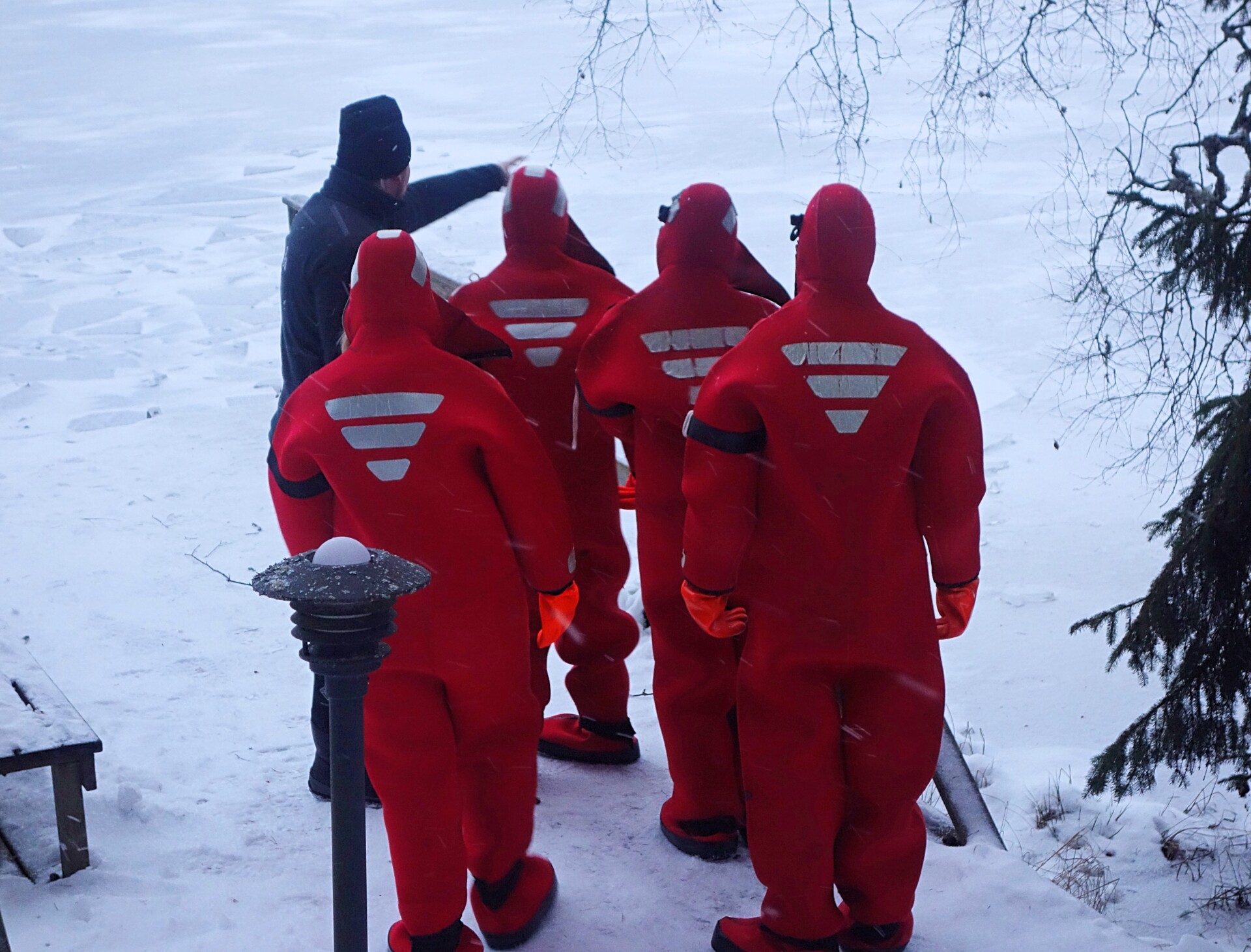 Arctic floating at Varjolan Tila