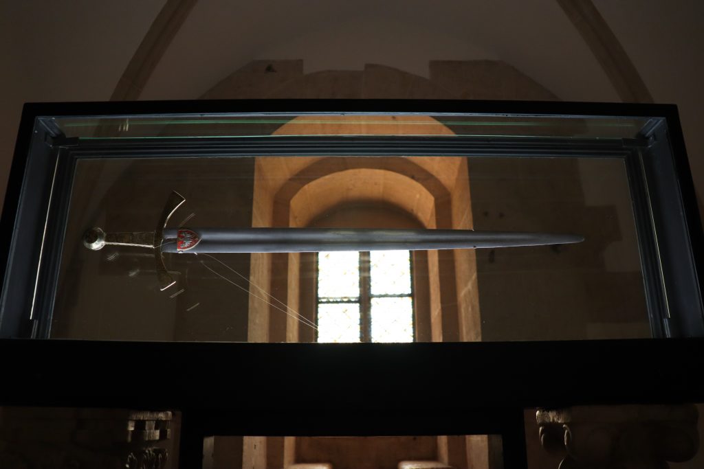 Polens Ezcalibur