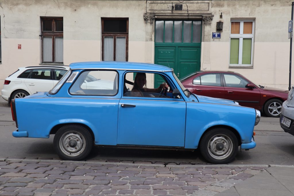 Blå Trabant i Krakow