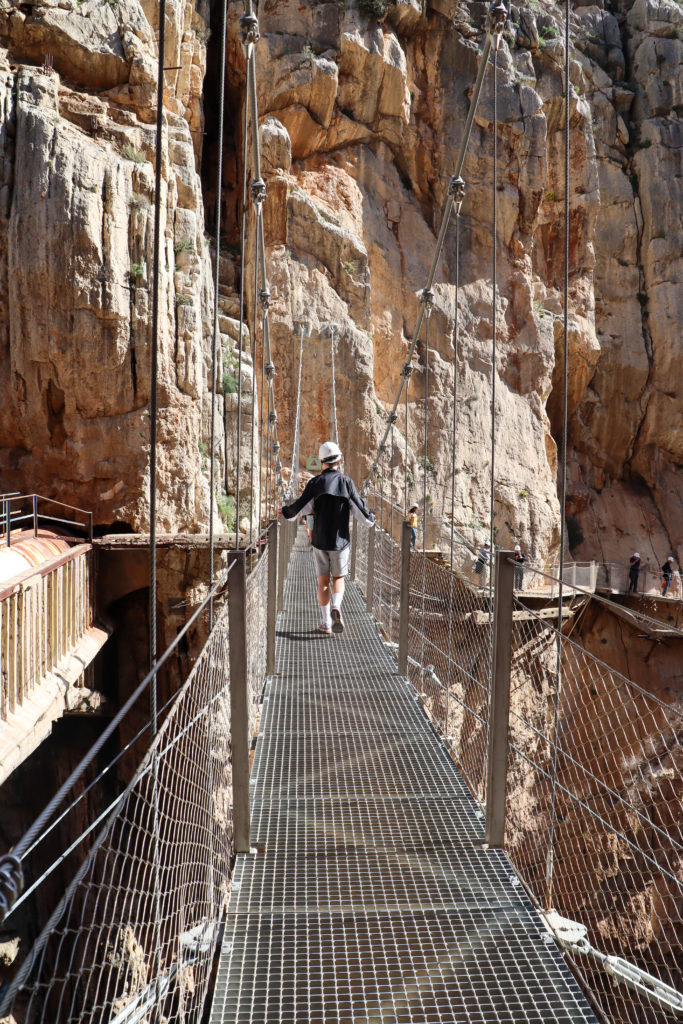 Mathias og den hullet gitterbro Caminito del Rey