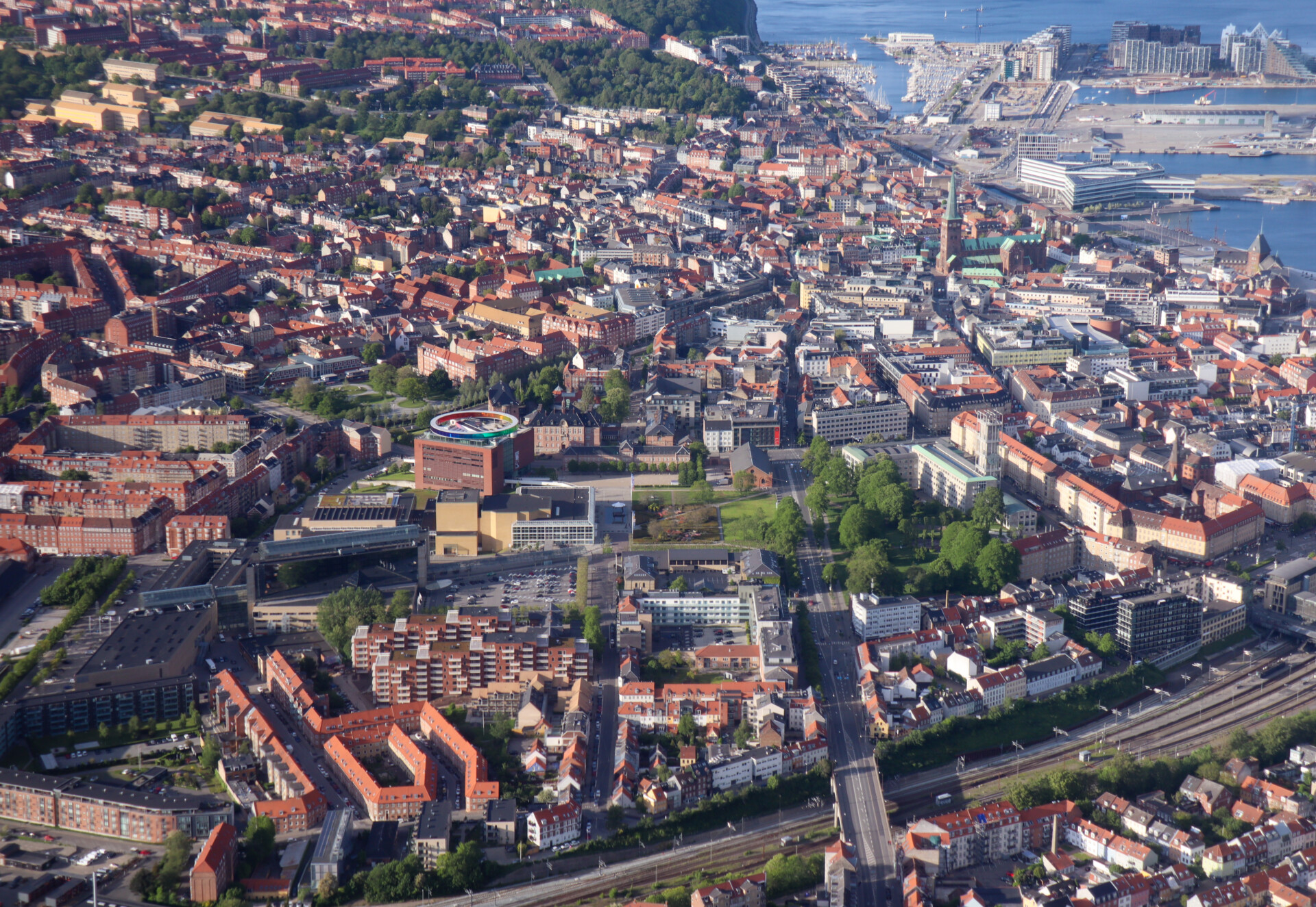 Aarhus fra oven