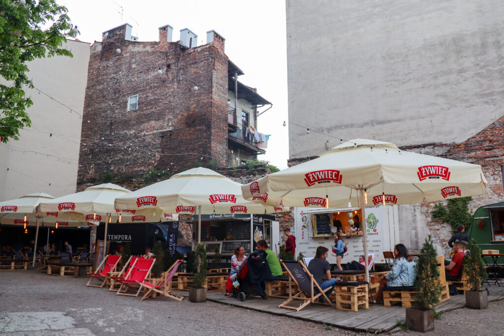 Dajwór 21 street food i Krakow
