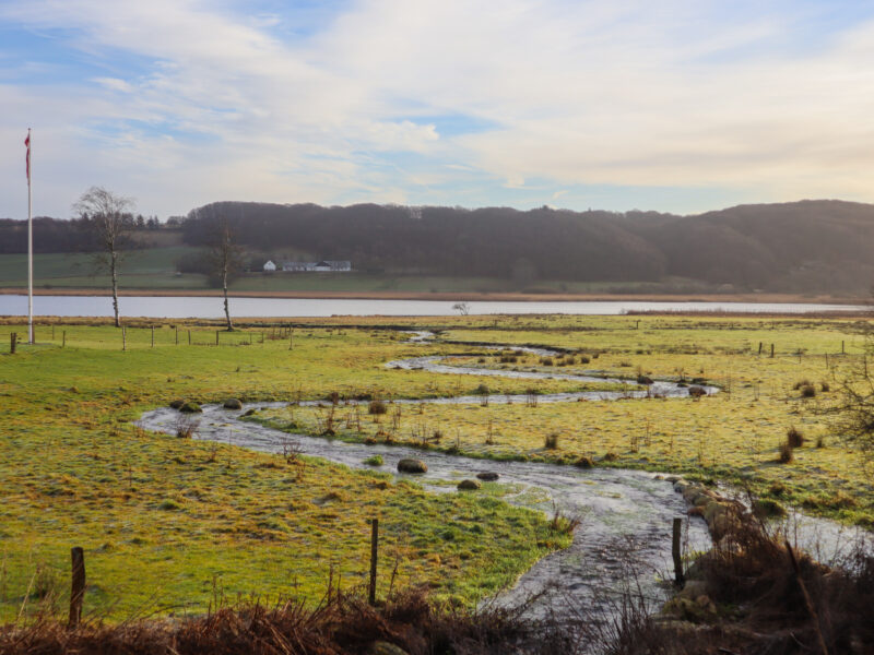 Gravlev sø rundt og panoramaudsigt fra Rebild Bakker